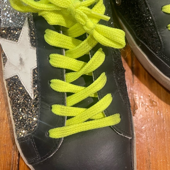 AUTHENTIC & Purchased from Golden Goose — GOLDEN GOOSE SUPER STAR TRIPLE QUARTER - Picture 4 of 12